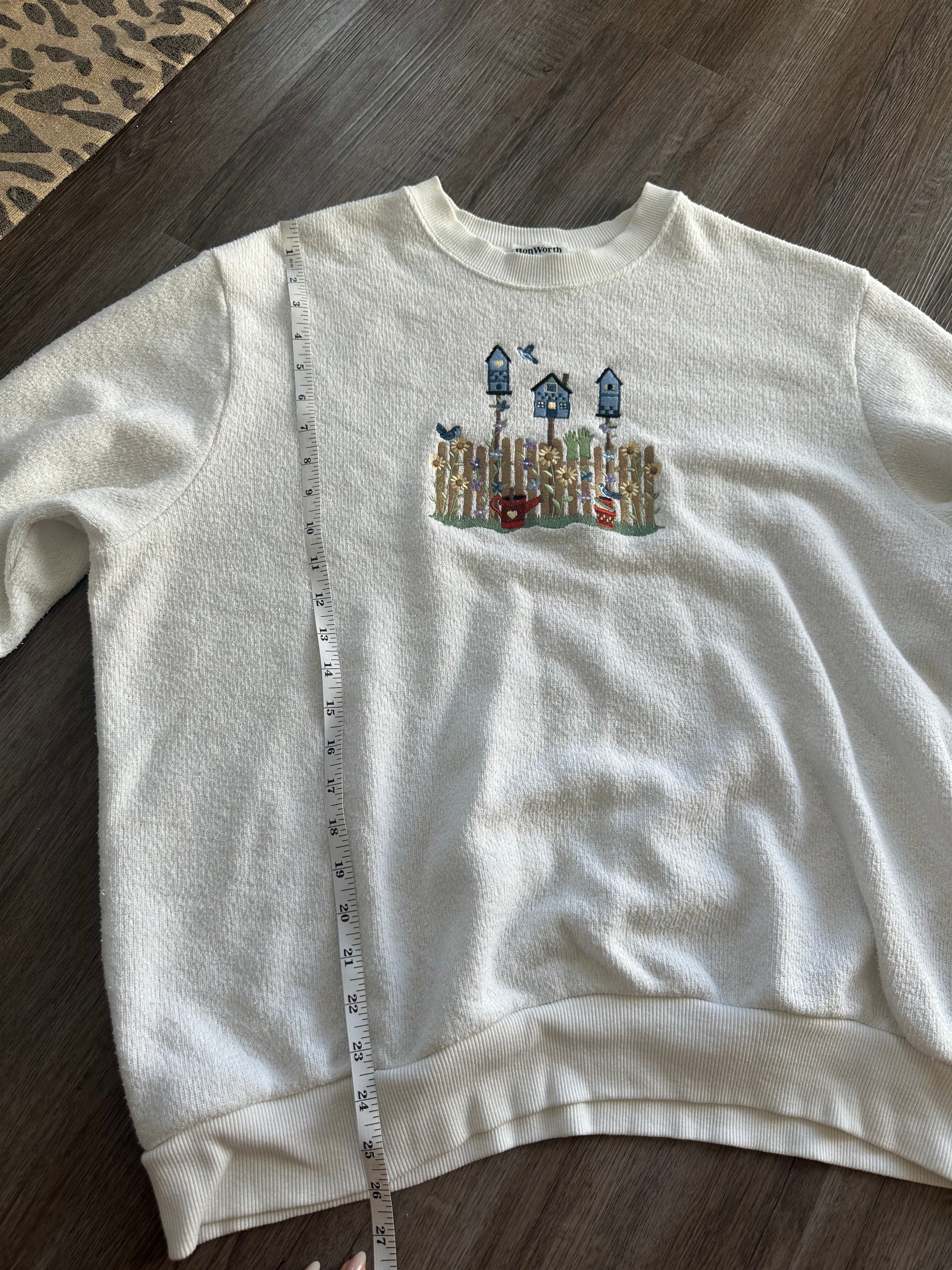 BonWorth White Embroidered Crewneck