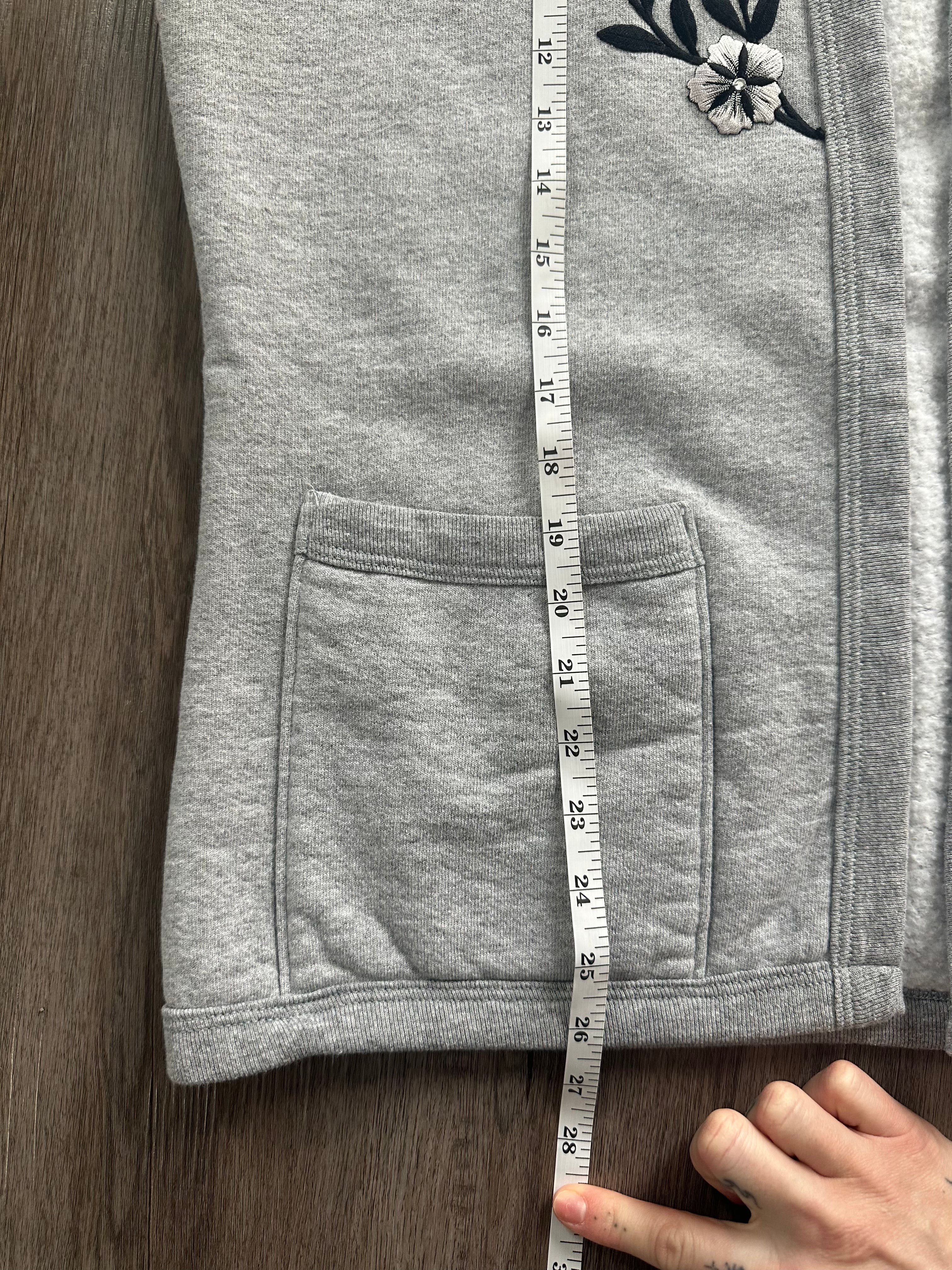 Embroidered Sleeveless Sweatshirt Vest