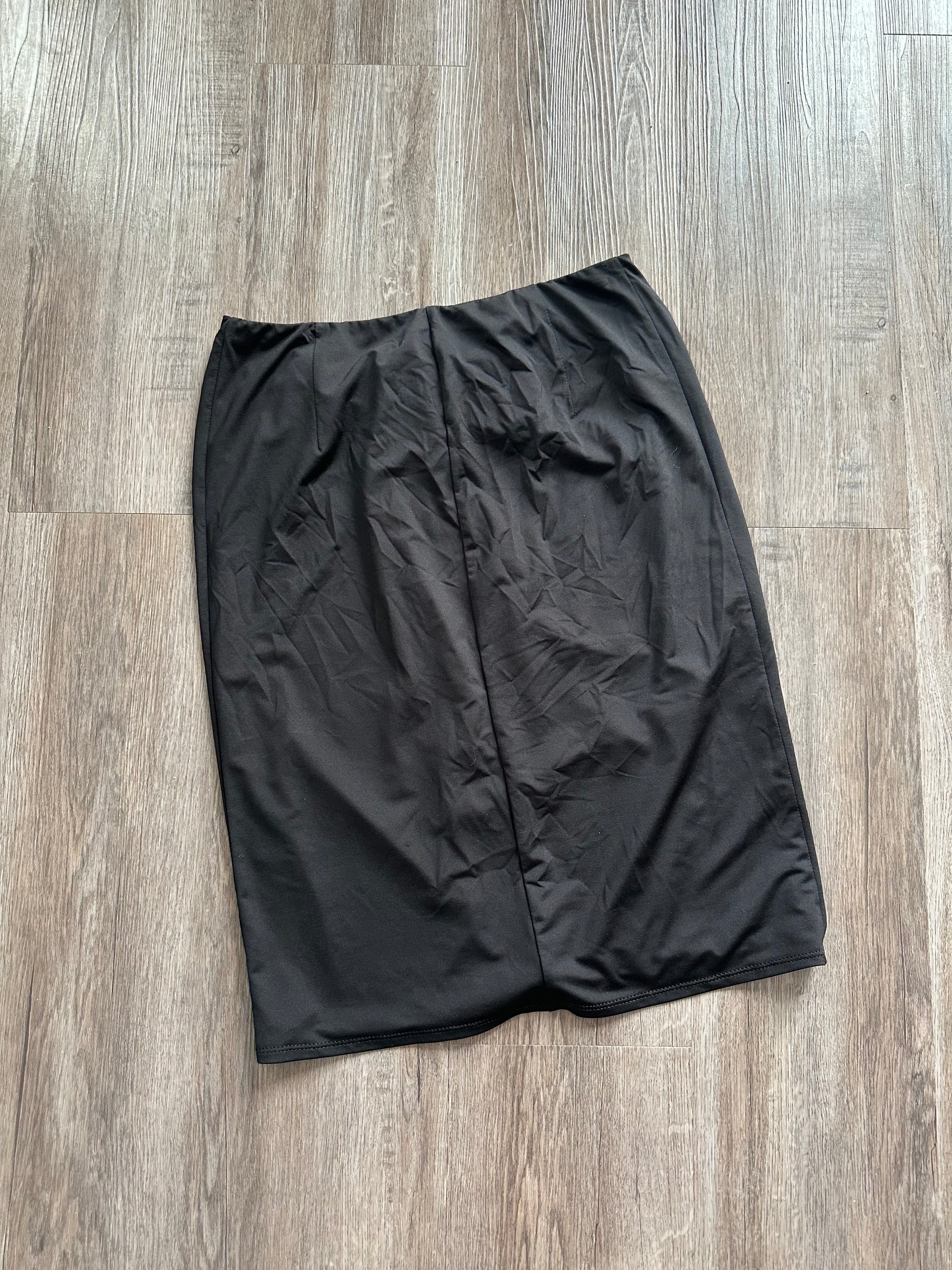 2000s Black Strapless Top