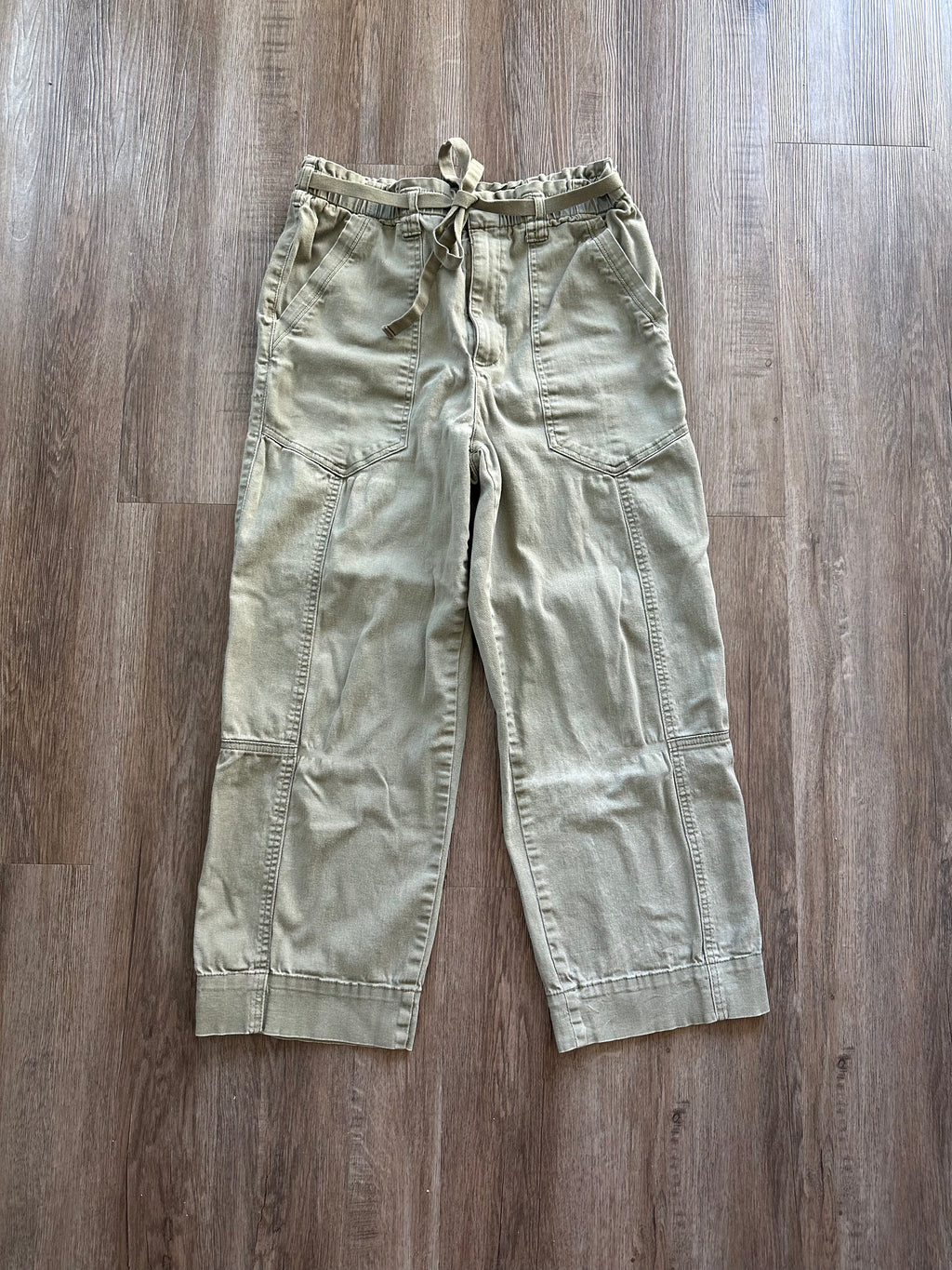 Khaki Green Cargo Pants Capri