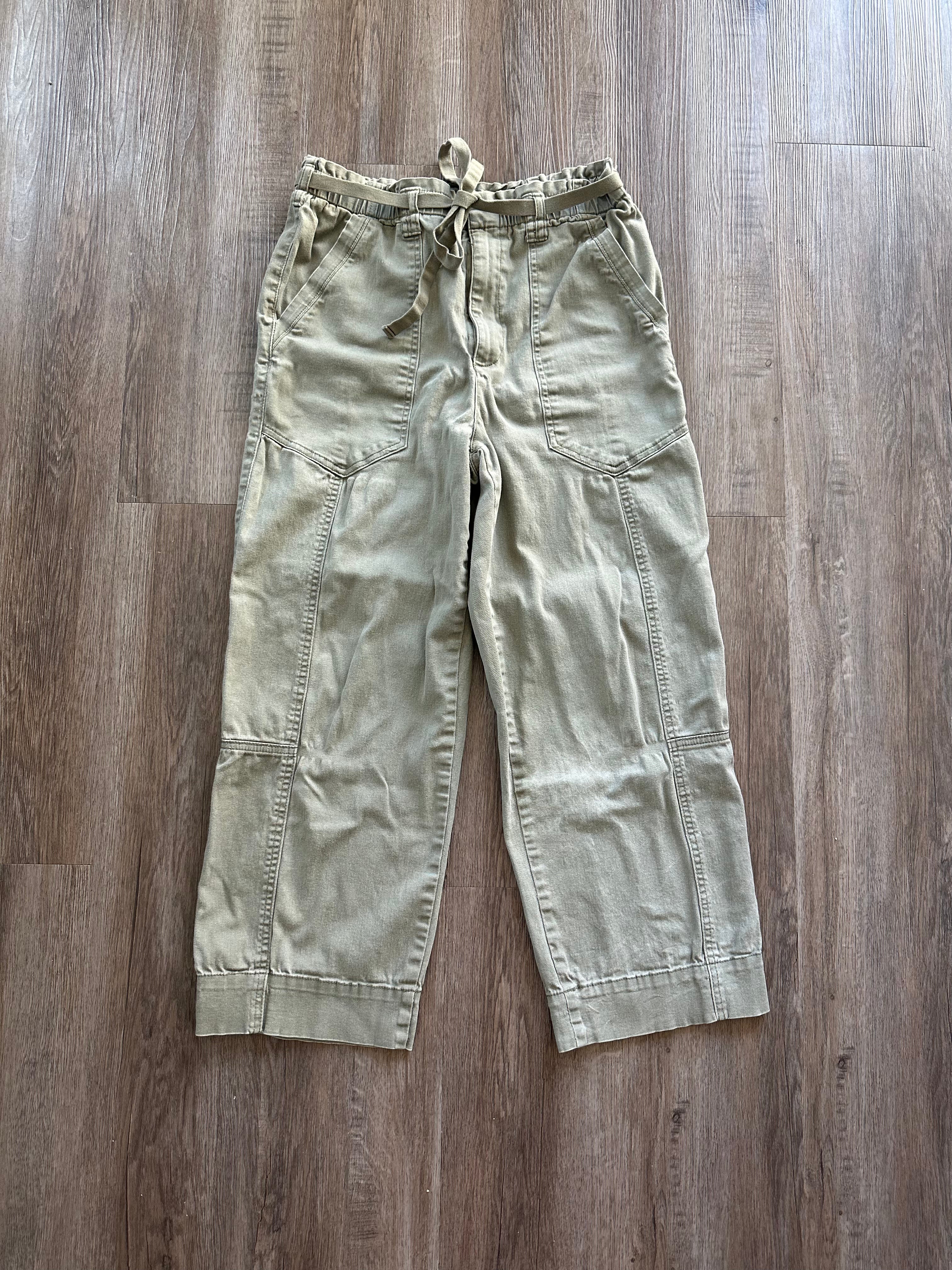 Khaki Green Cargo Pants Capri