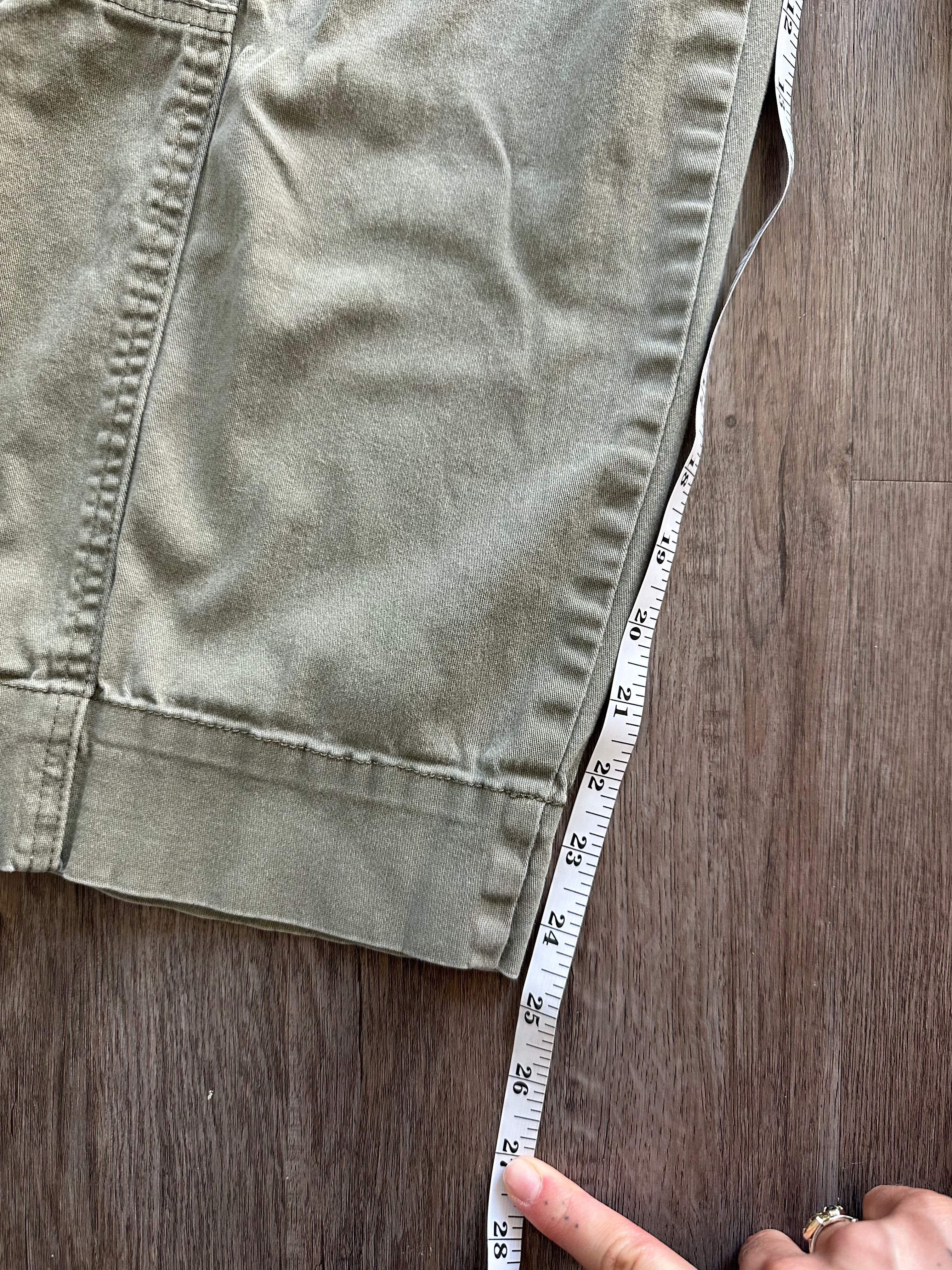 Khaki Green Cargo Pants Capri