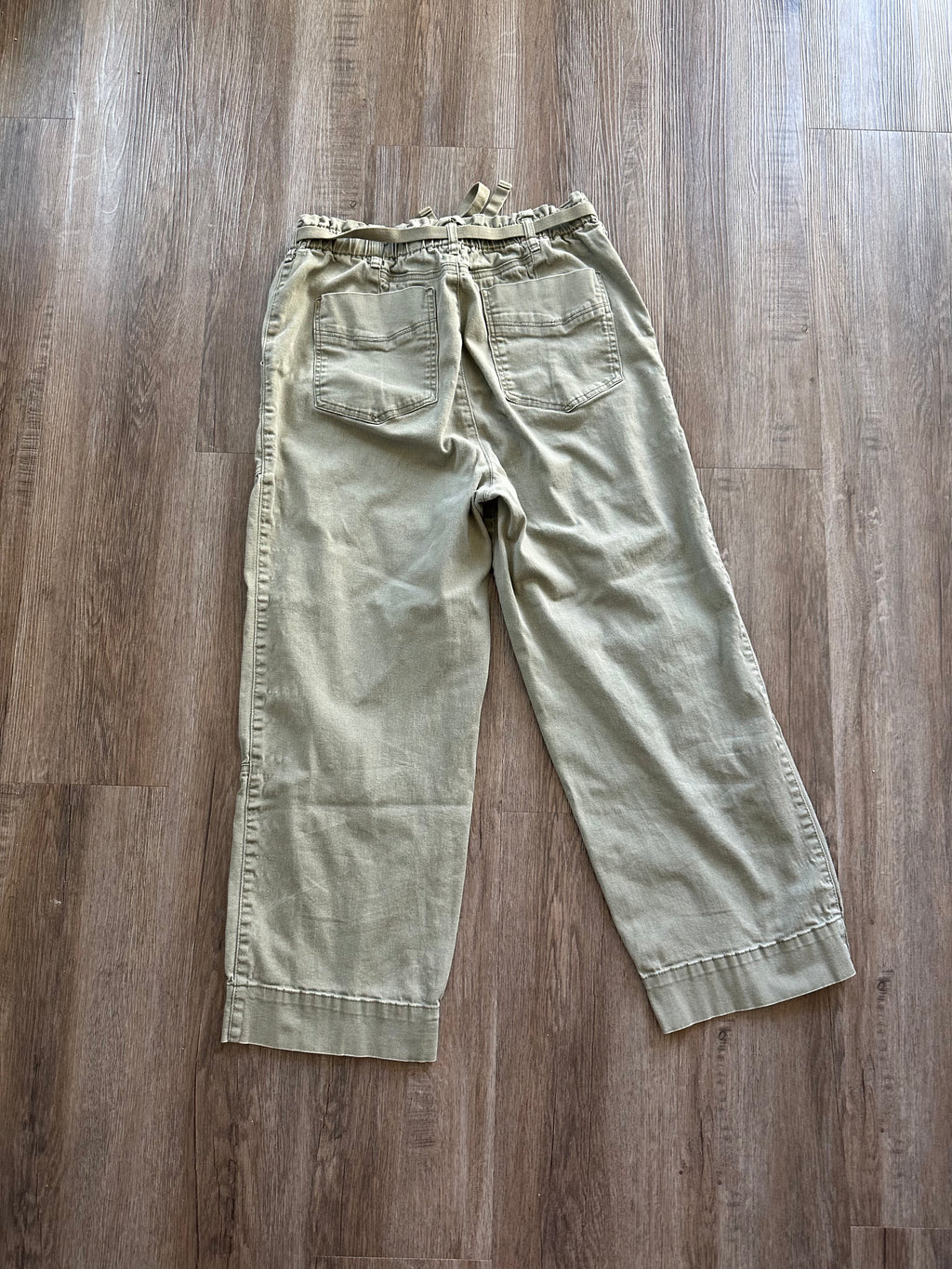 Khaki Green Cargo Pants Capri