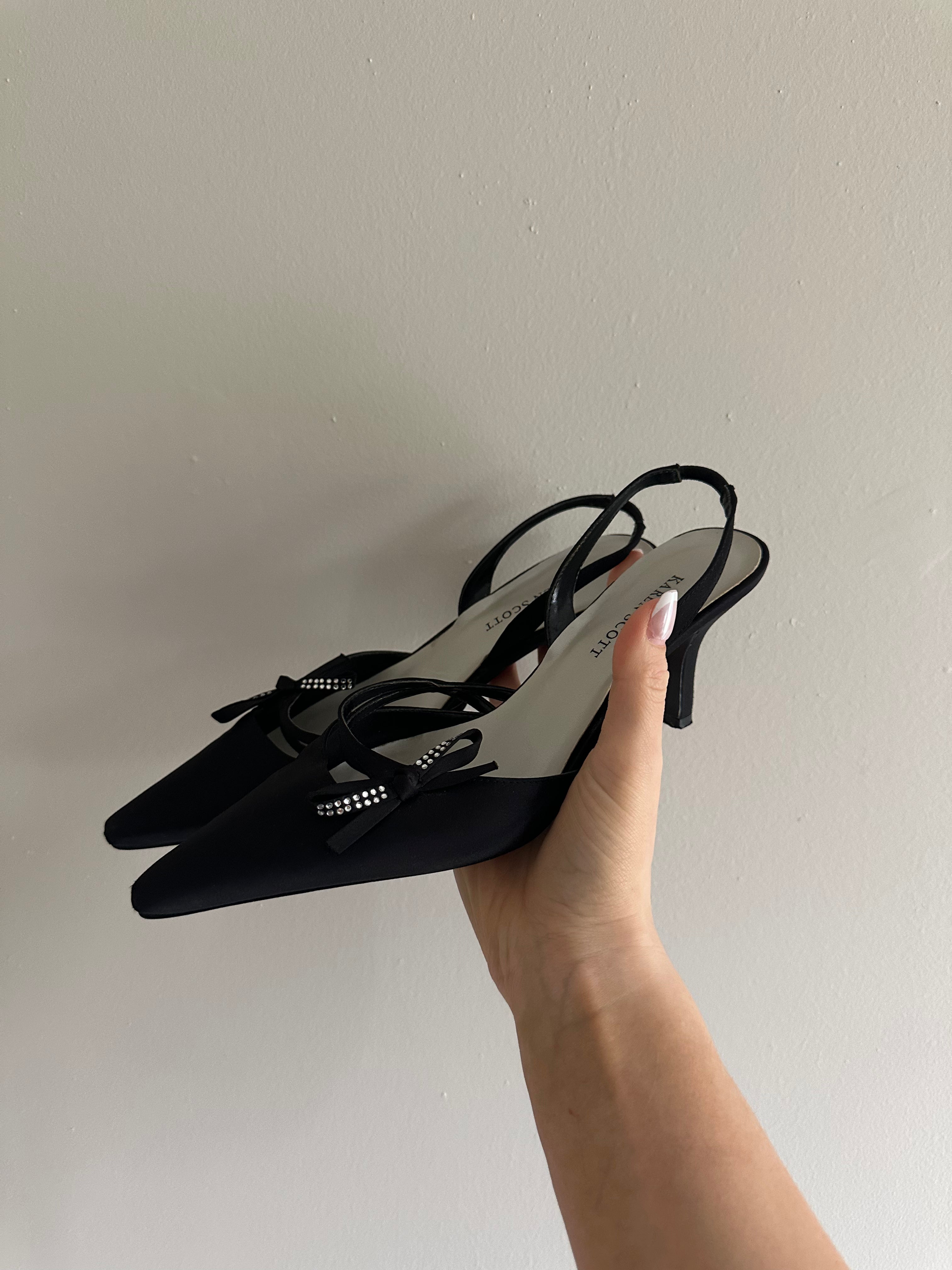 Karen Scott Pointed Toe Kitten Heels
